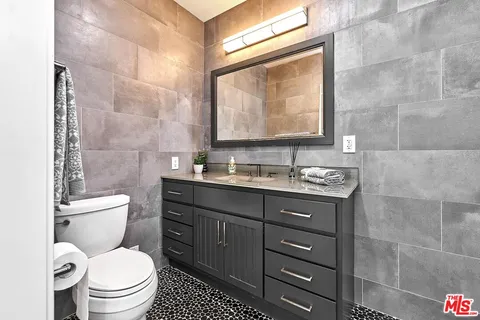 $3,350,000 | 4544 Daleridge Road, La Canada Flintridge, CA 91011