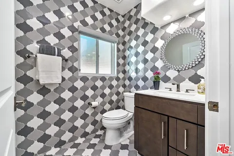 $3,350,000 | 4544 Daleridge Road, La Canada Flintridge, CA 91011