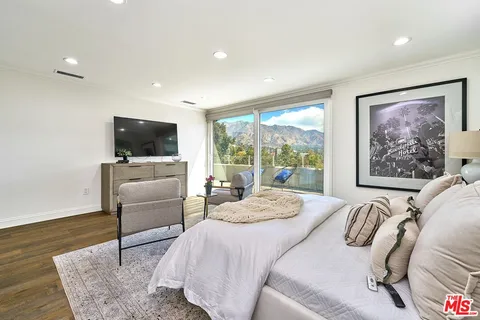 $3,350,000 | 4544 Daleridge Road, La Canada Flintridge, CA 91011