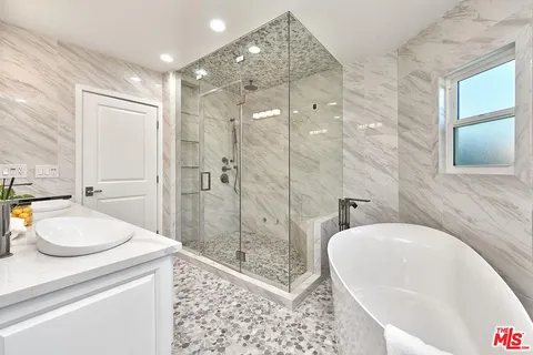 $3,350,000 | 4544 Daleridge Road, La Canada Flintridge, CA 91011