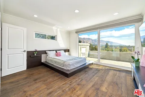 $3,350,000 | 4544 Daleridge Road, La Canada Flintridge, CA 91011