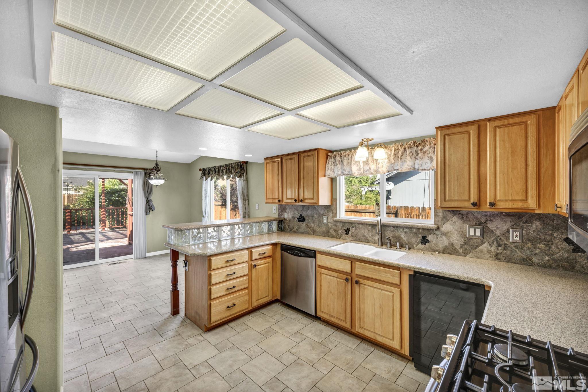 941 Ruddy Court Sparks, NV 89441 - Photo 11 of 40 Photo 11