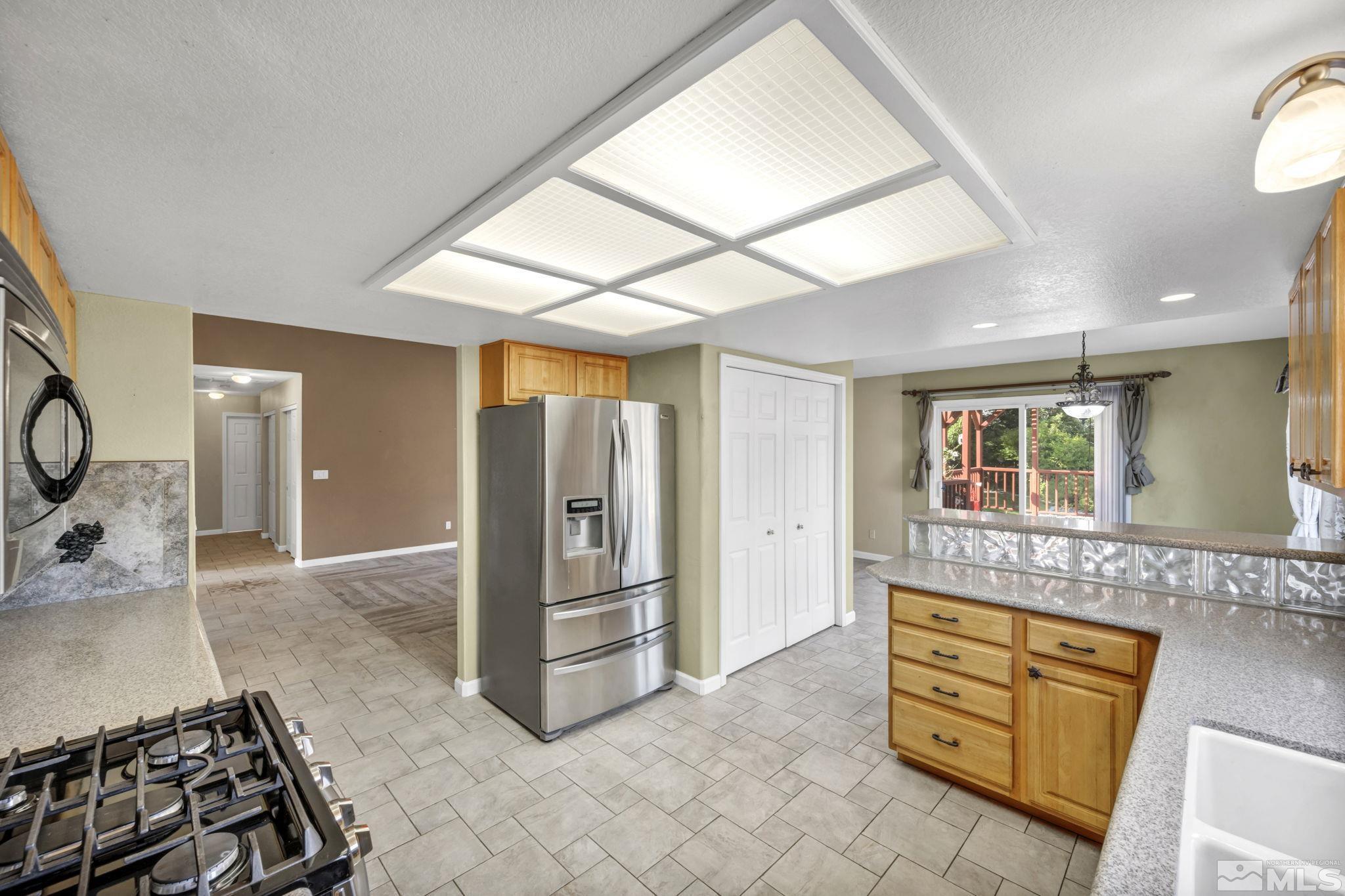 941 Ruddy Court Sparks, NV 89441 - Photo 12 of 40 Photo 12