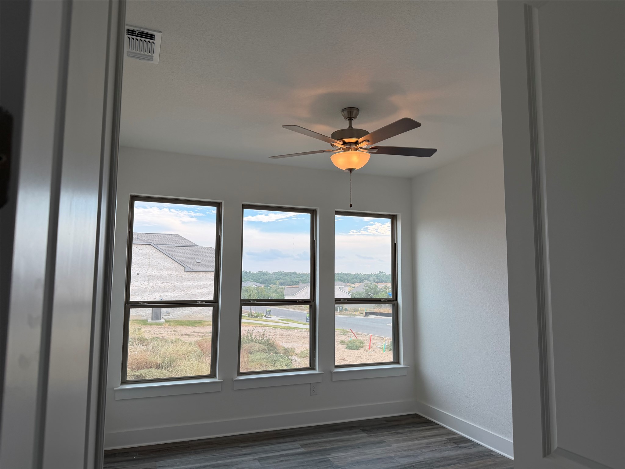405 Texas Drive Georgetown, TX 78628 - Photo 4 of 18 Primary Bedroom
