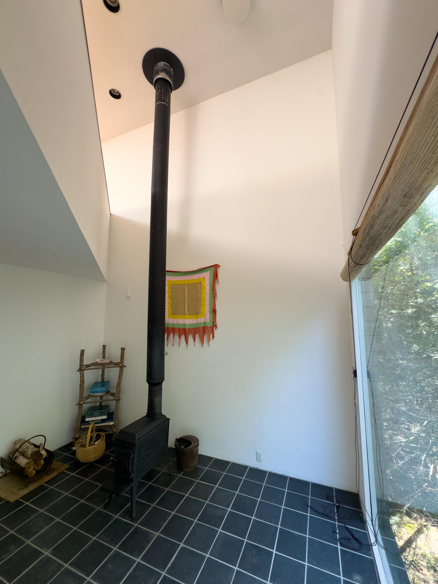 85 East Side Road Machiasport, ME 04655 - Photo 29 of 90 85 E SIDE RD INTERIOR-076