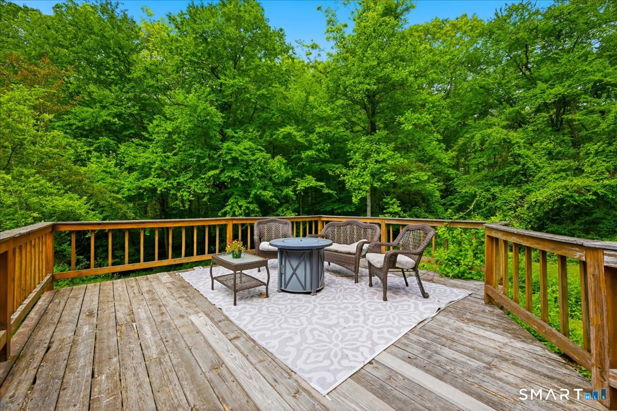 115 Green Hill Road Killingworth, CT 06419 - Photo 9 of 40 Spacious deck perfect for entertaining