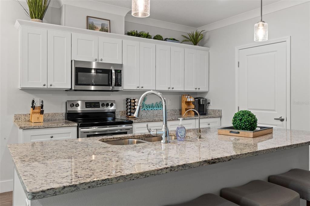 3040 Belcher Road Dunedin, FL 34698 - Photo 12 of 40