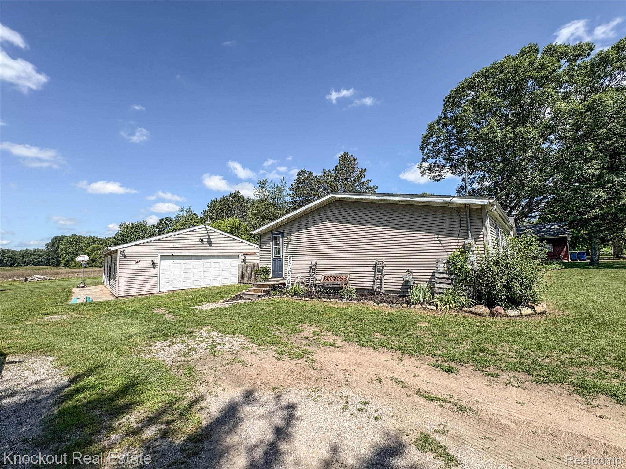 7760 Bell Road Birch Run, MI 48415 - Photo 65 of 68 IMG_1970.jpg