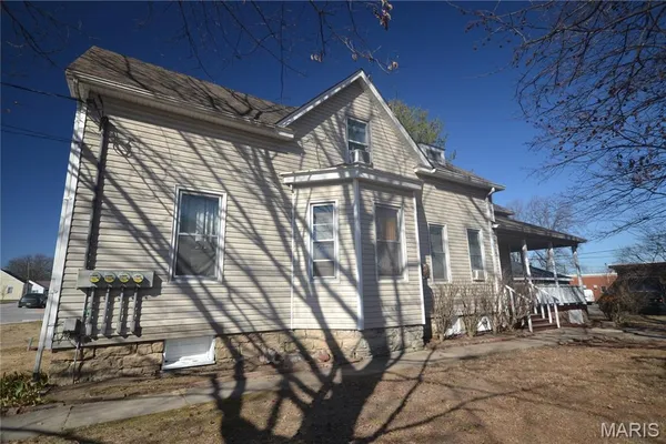 $385,000 | 23 West Laurel Street, Millstadt, IL 62260