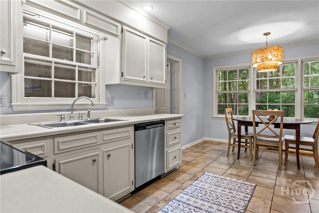 161 Pinecrest Terrace Athens, GA 30606 - Photo 10 of 59