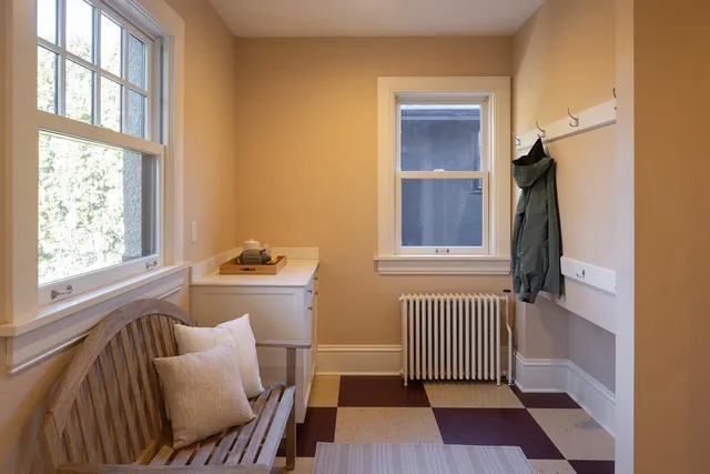 $1,299,000 | 1770 Knox Avenue South, Minneapolis, MN 55403