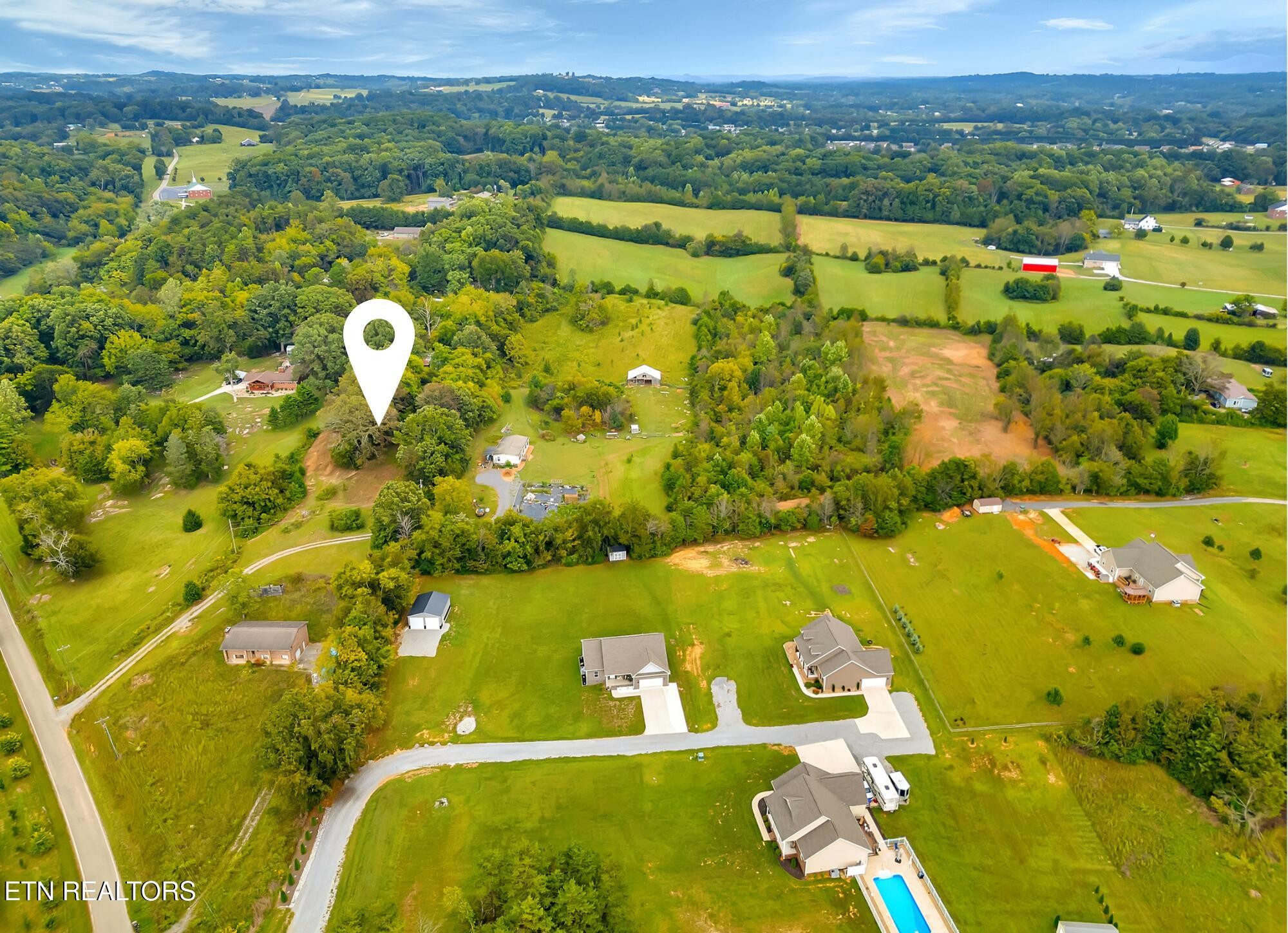 4722 Salem Road Greenback, TN 37742 - Photo 13 of 18 Gallery Image 13