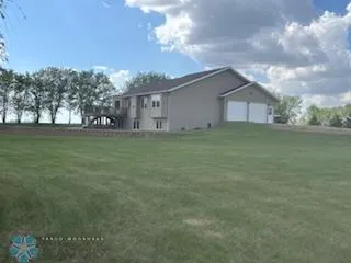 $559,000 | 13902 87th Street Southeast, Milnor, ND 58060