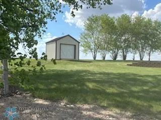 $544,000 | 13902 87th Street Southeast, Milnor, ND 58060