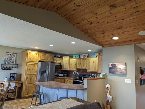 $544,000 | 13902 87th Street Southeast, Milnor, ND 58060