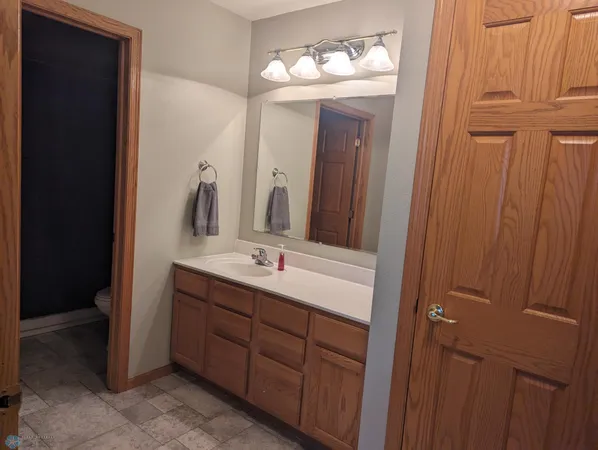 $544,000 | 13902 87th Street Southeast, Milnor, ND 58060