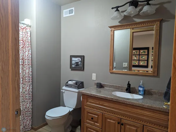 $544,000 | 13902 87th Street Southeast, Milnor, ND 58060