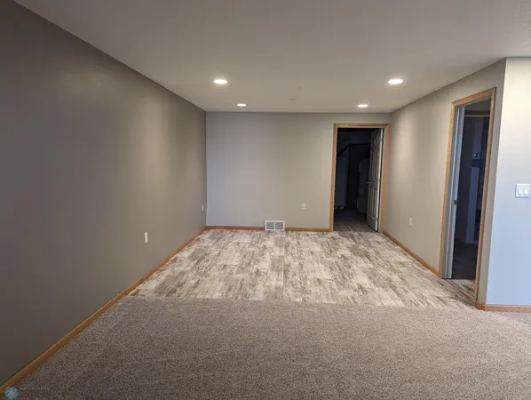 $544,000 | 13902 87th Street Southeast, Milnor, ND 58060