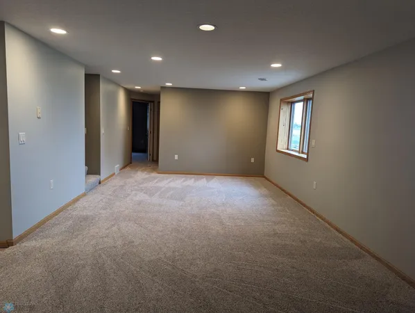 $544,000 | 13902 87th Street Southeast, Milnor, ND 58060