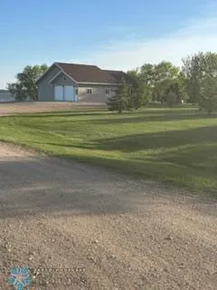$544,000 | 13902 87th Street Southeast, Milnor, ND 58060