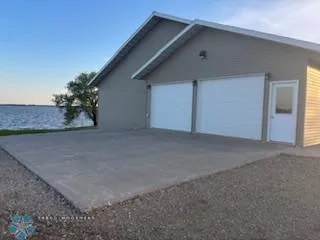 $559,000 | 13902 87th Street Southeast, Milnor, ND 58060