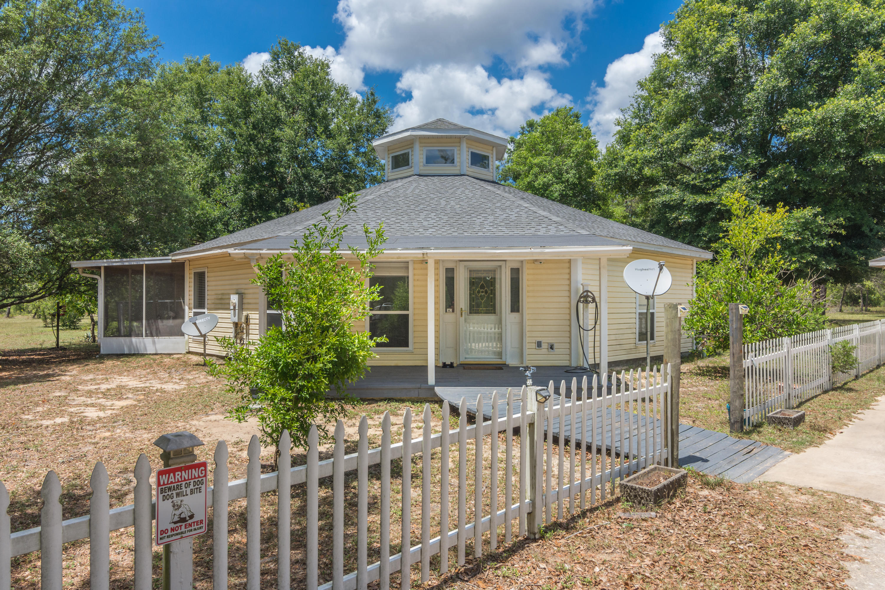 4855 Grassy Pond Road Chipley, FL 32428 - Photo 1 of 36 4855 Grassy Pond Rd Exterior-2