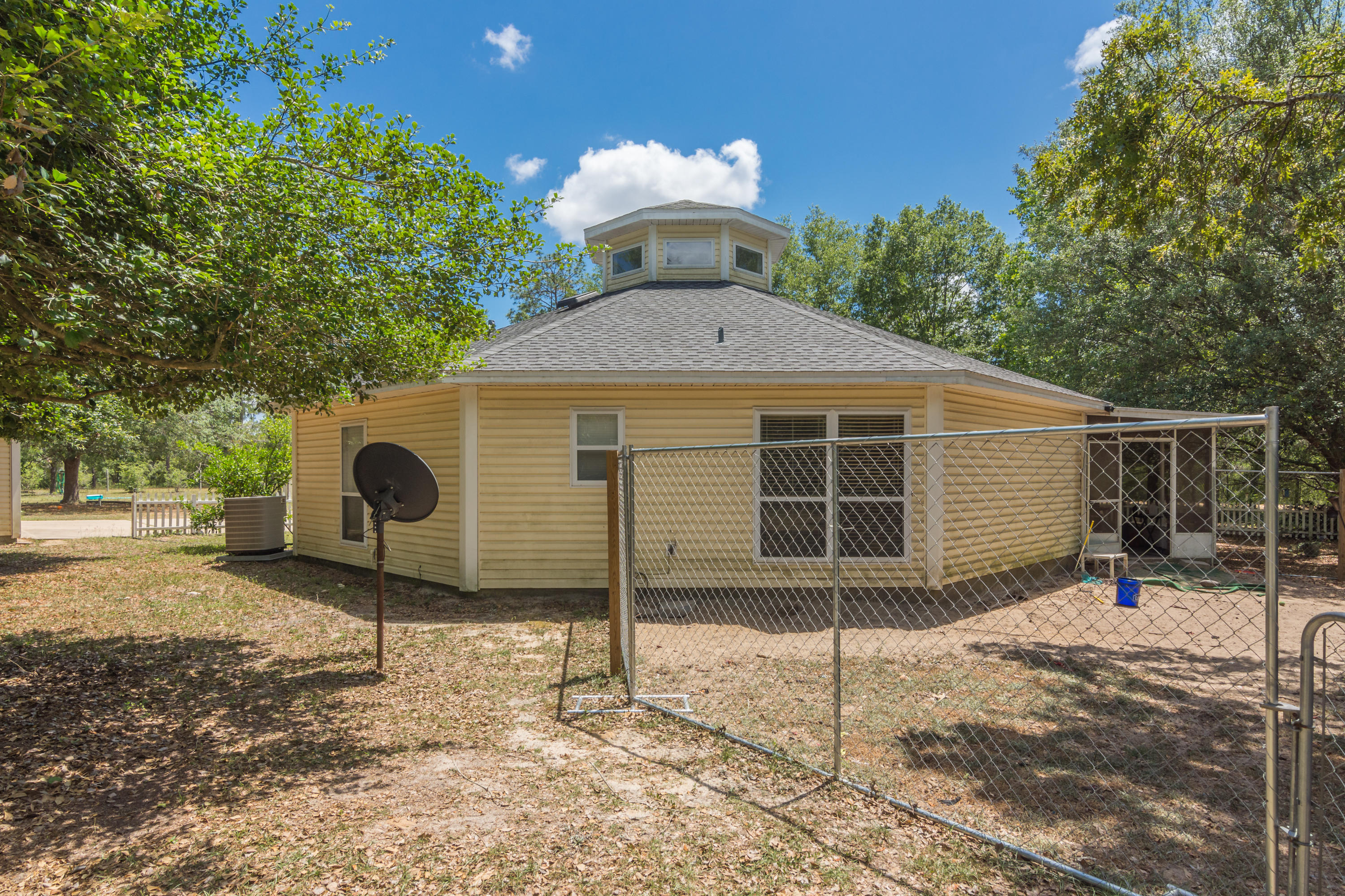 4855 Grassy Pond Road Chipley, FL 32428 - Photo 26 of 36 4855 Grassy Pond Rd Exterior-9