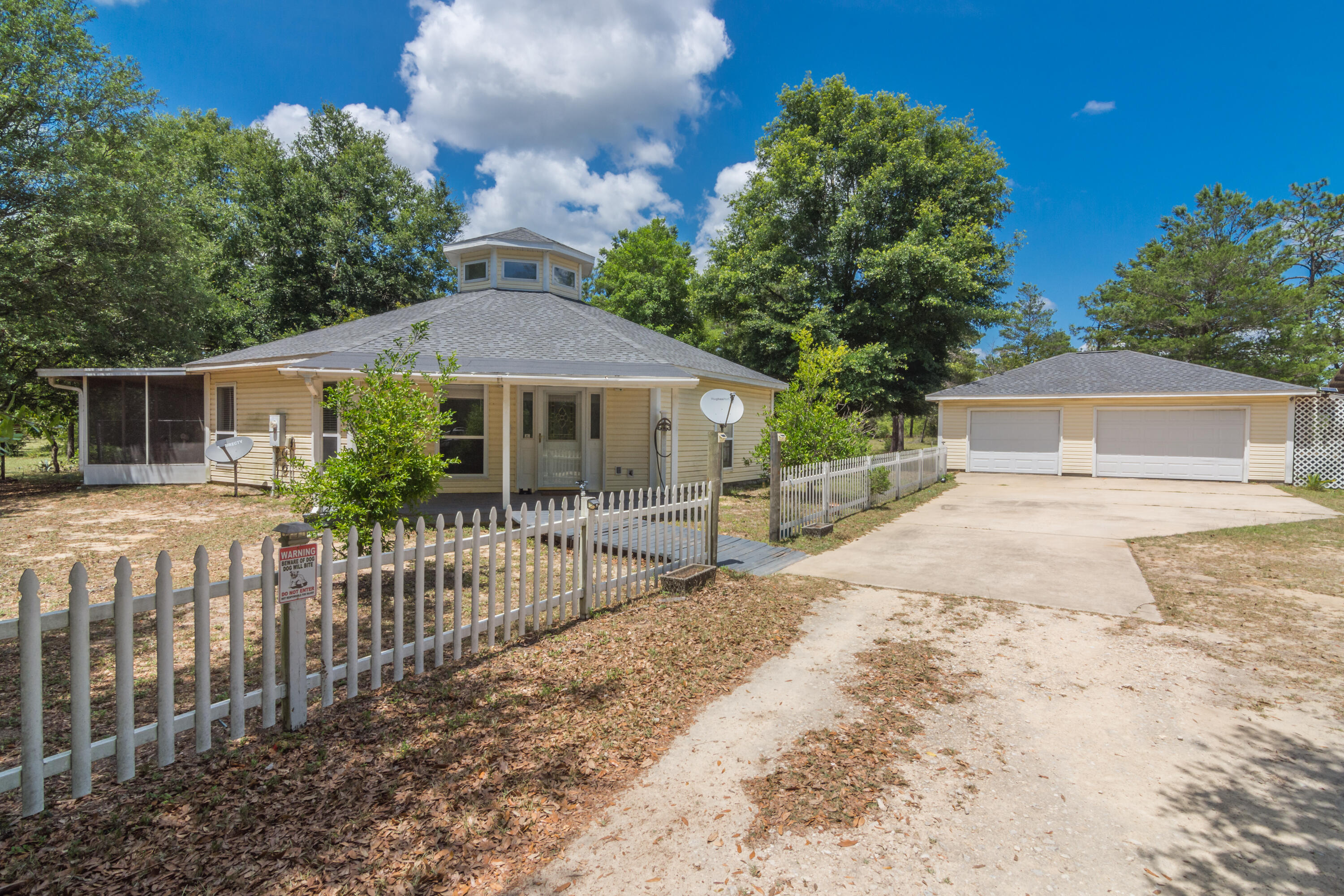 4855 Grassy Pond Road Chipley, FL 32428 - Photo 5 of 36 4855 Grassy Pond Rd Exterior-3