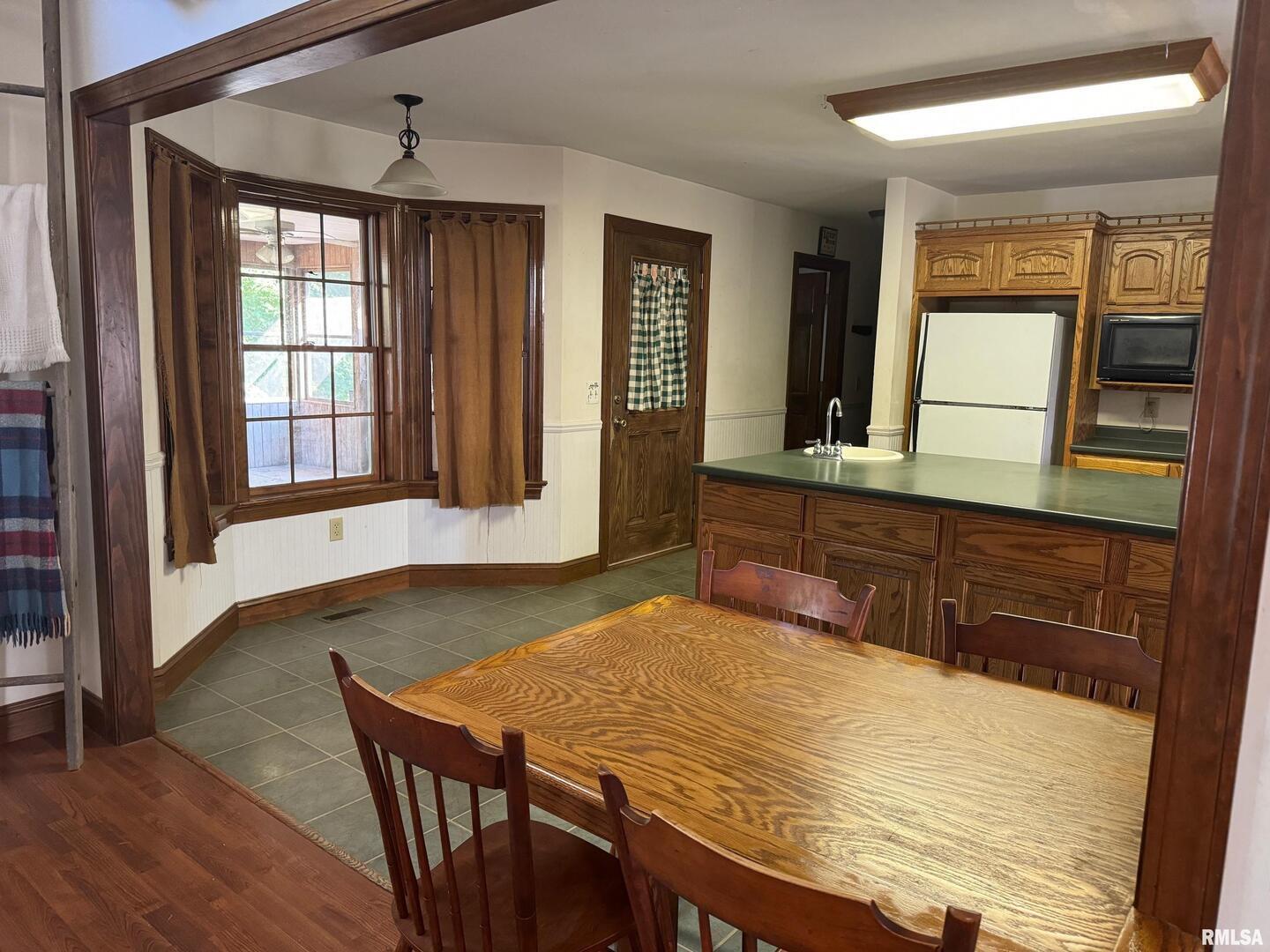 102 West North Street Ina, IL 62846 - Photo 19 of 61