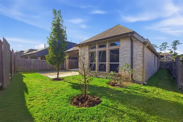 $399,700 | 302 Trillium Park Loop, Conroe, TX 77304