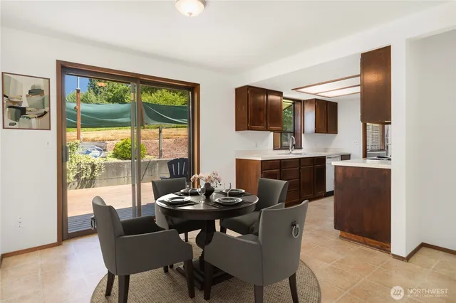 $499,000 | 18552 15th Loop Northeast, Poulsbo, WA 98370