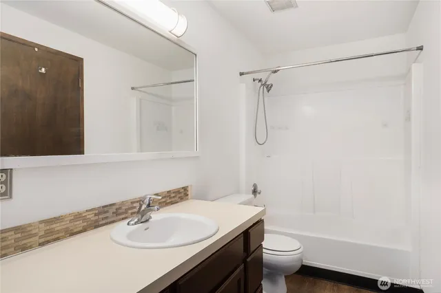 $499,000 | 18552 15th Loop Northeast, Poulsbo, WA 98370