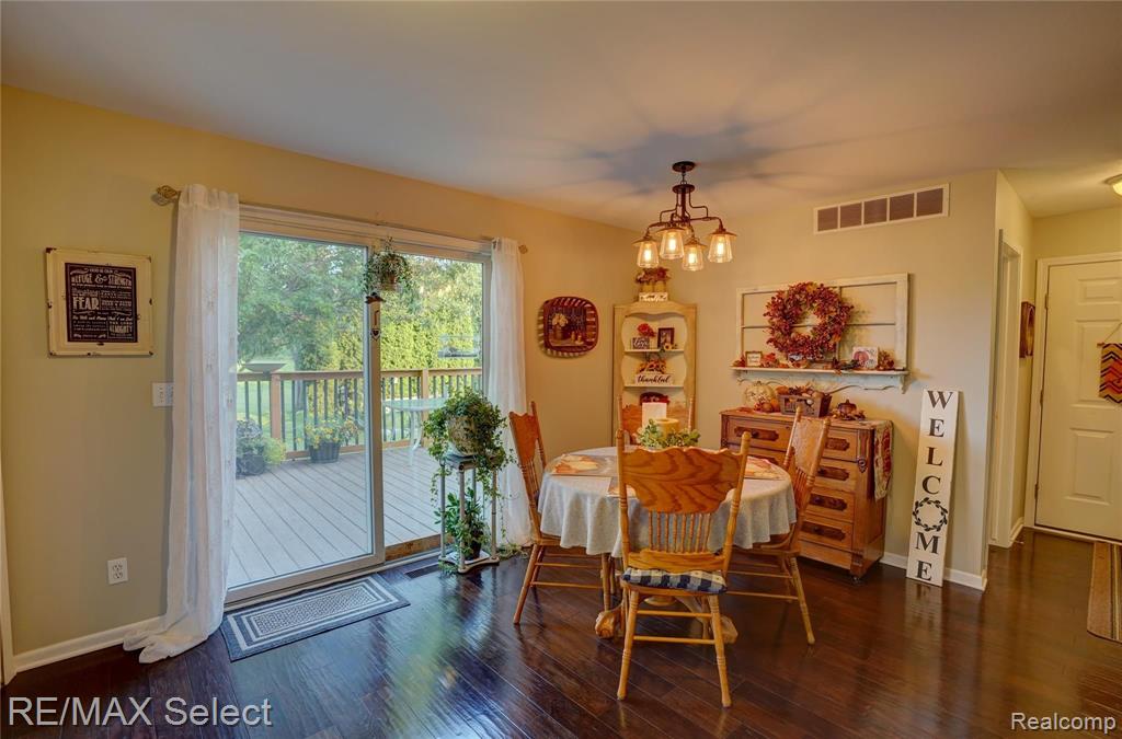 8224 North Genesee Road Mount Morris, MI 48458 - Photo 8 of 57