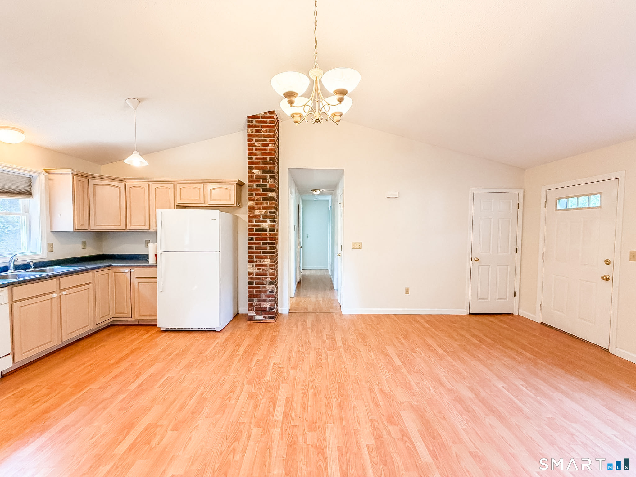 19 Nelson Street Brooklyn, CT 06234 - Photo 4 of 21