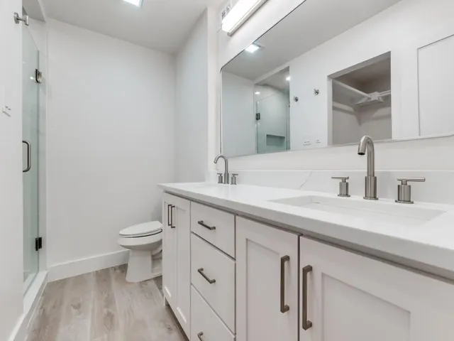 $2,650 | 5755 Phoenix Drive, Unit A, Dallas, TX 75231