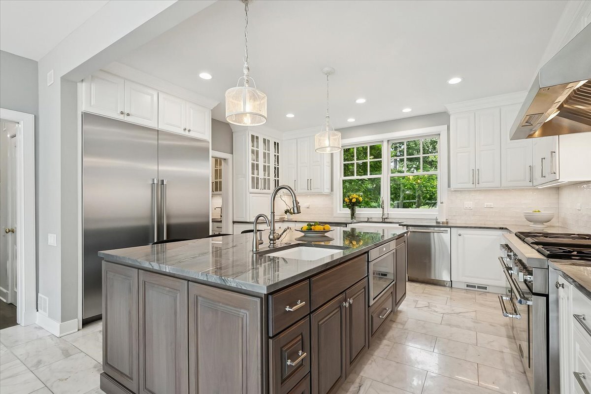 1177 Edgewood Road Lake Forest, IL 60045 - Photo 18 of 73