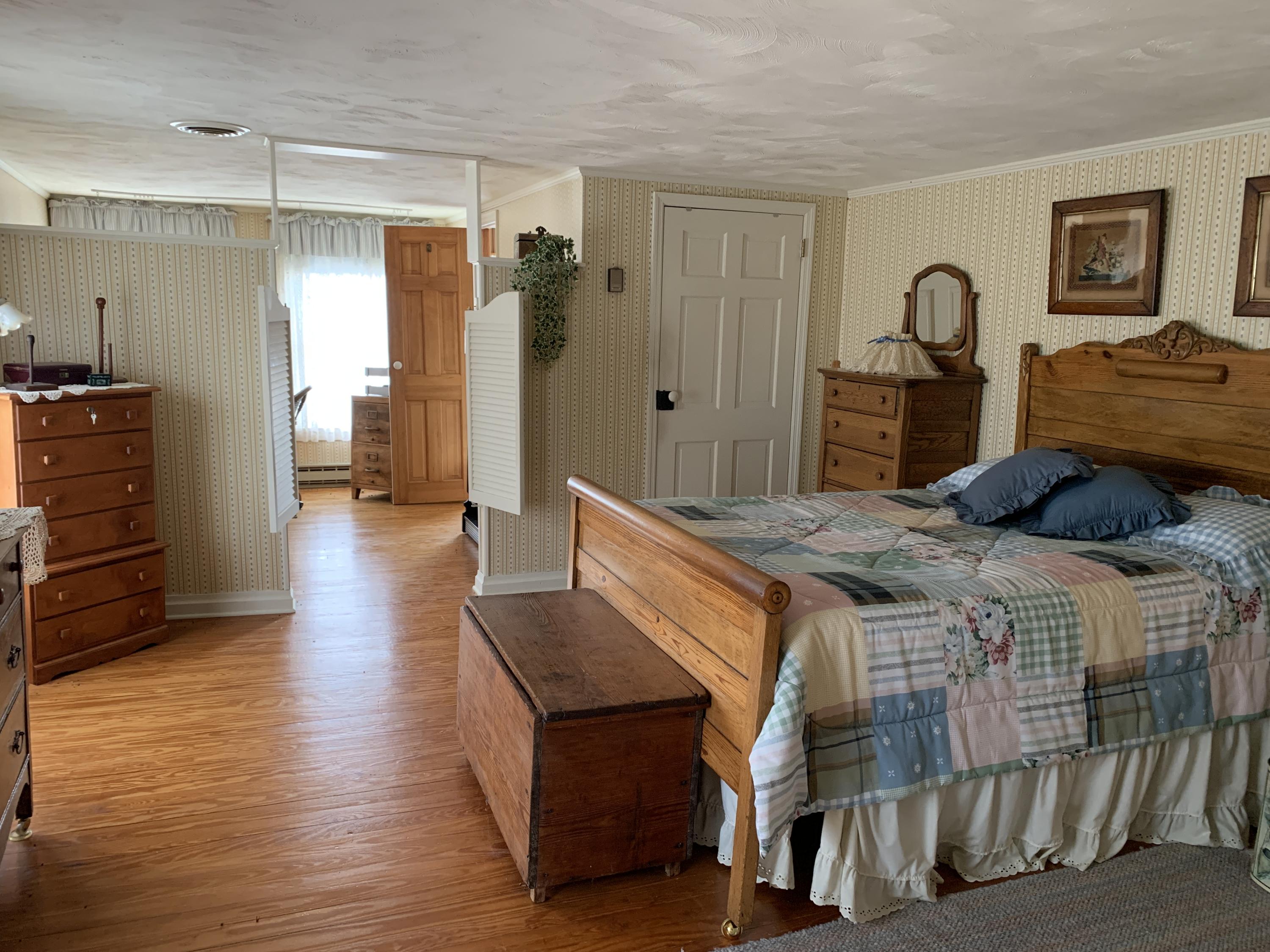 1100 Knob Church Road Henry, VA 24102 - Photo 13 of 40 12 Second Upper Bedroom