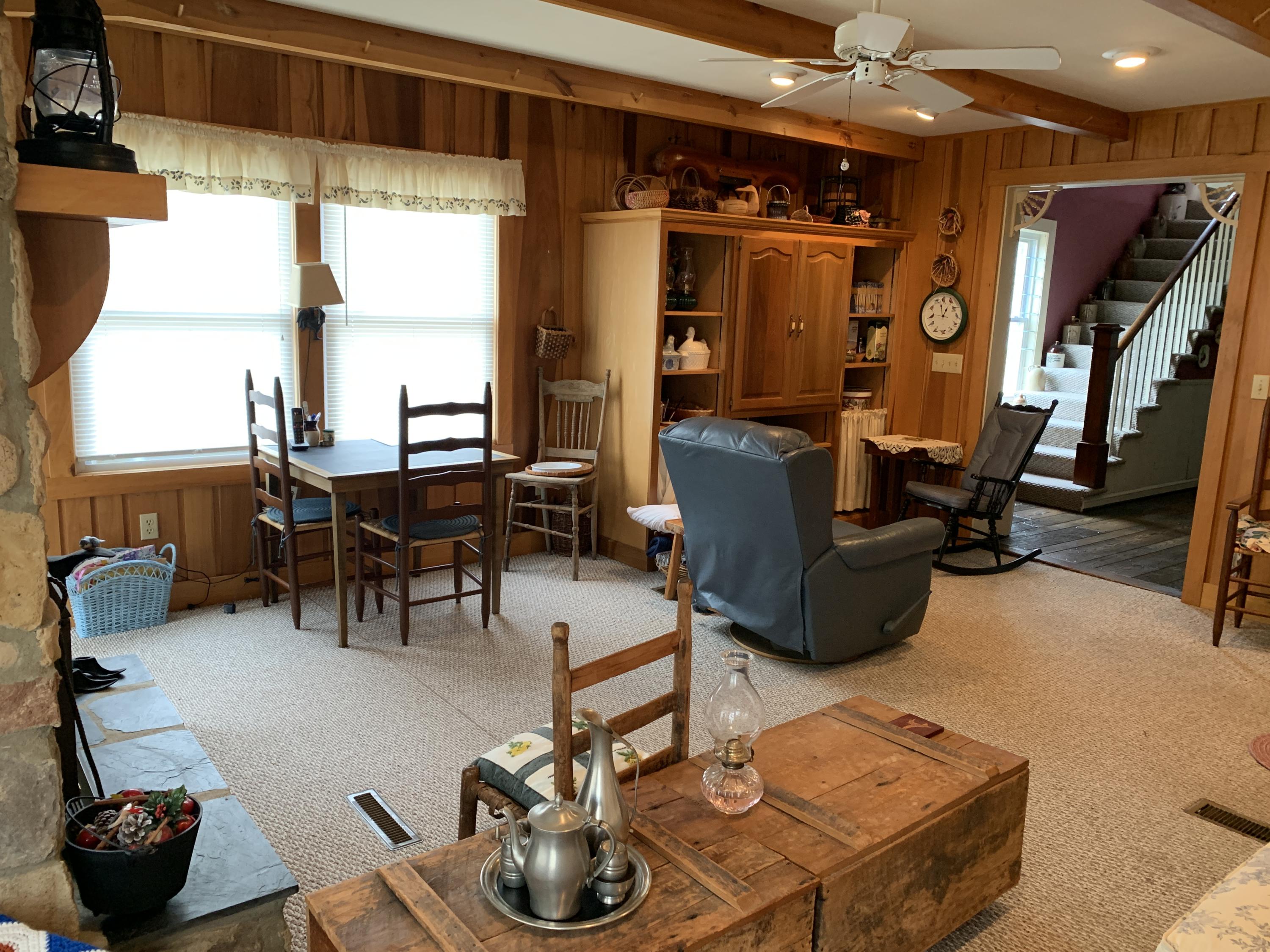 1100 Knob Church Road Henry, VA 24102 - Photo 3 of 40 4 Living Room