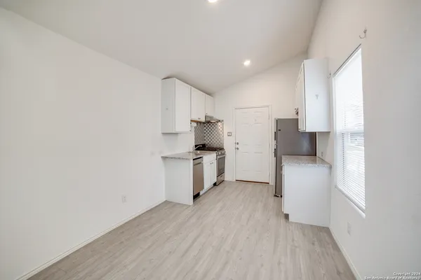 $1,150 | 4247 Thalweg Way, San Antonio, TX 78223