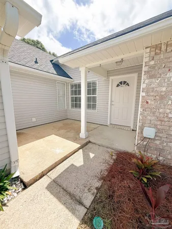 $2,200 | 161 Mirabelle Circle, Pensacola, FL 32514