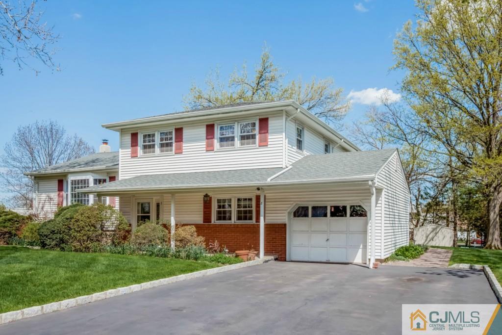 8 Sherwood Road Edison, NJ 08820 - Photo 17 of 22 Gallery Image 17