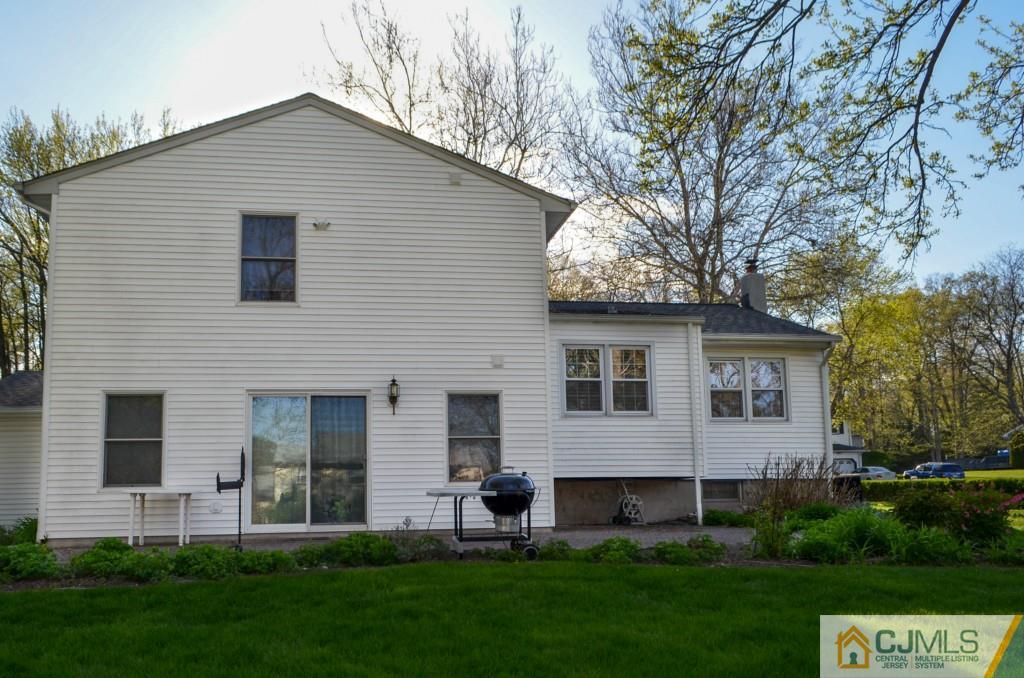 8 Sherwood Road Edison, NJ 08820 - Photo 21 of 22 Gallery Image 21