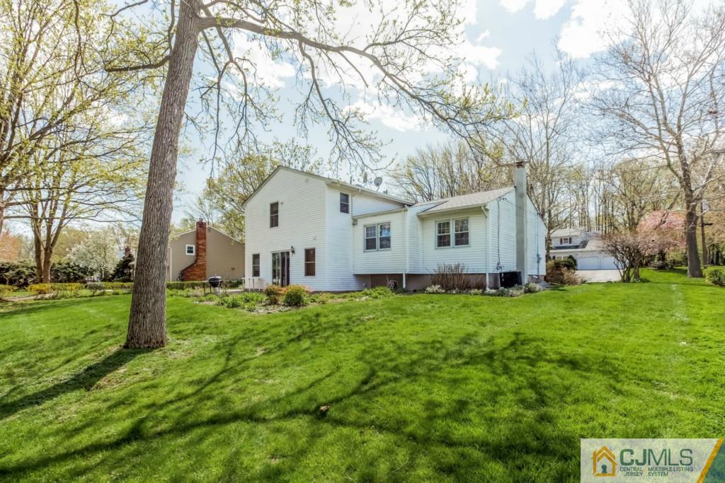 8 Sherwood Road Edison, NJ 08820 - Photo 22 of 22 Gallery Image 22