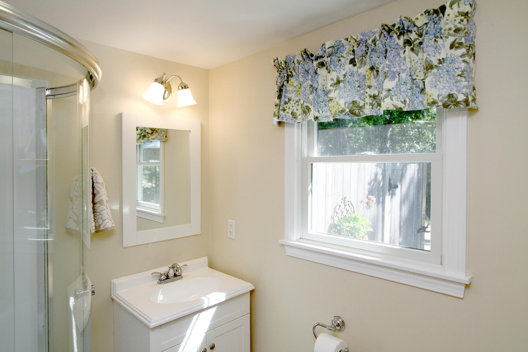 20 Maurice Road Eastham, MA 02642 - Photo 19 of 32 Bath