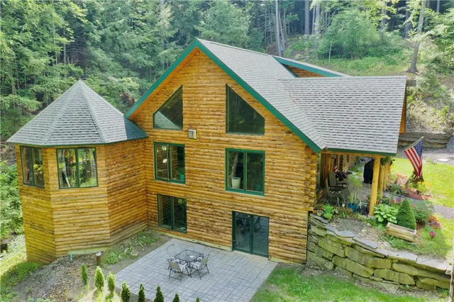 $855,000 | 125 Airport Road, Oneonta, NY 13820