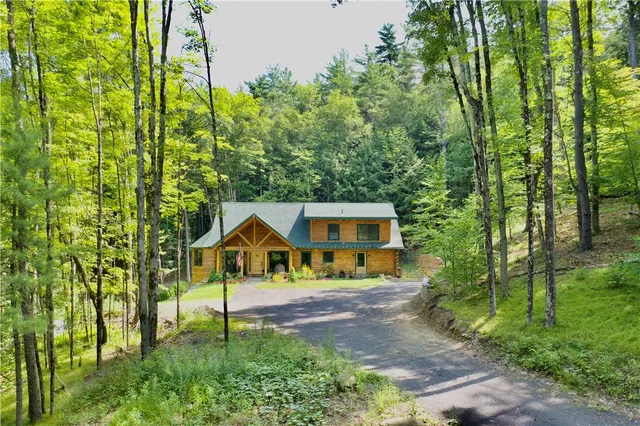 $855,000 | 125 Airport Road, Oneonta, NY 13820