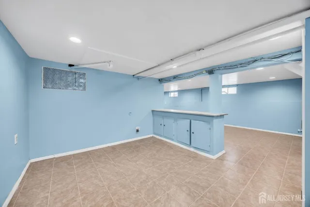 $425,000 | 16 Sharot Street, Carteret, NJ 07008