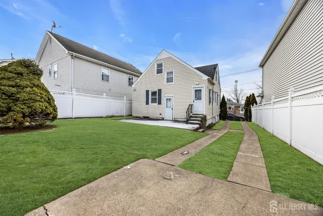 $425,000 | 16 Sharot Street, Carteret, NJ 07008