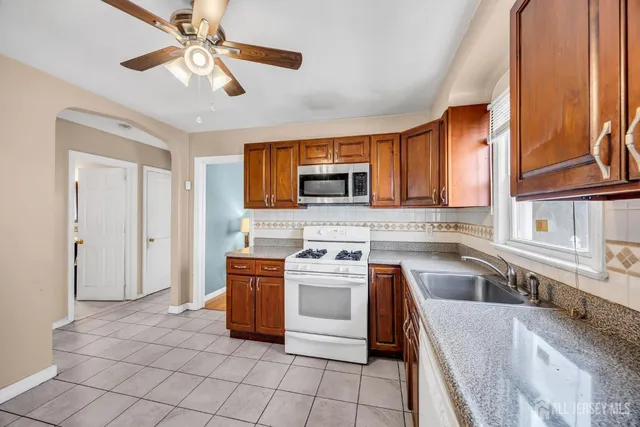 $425,000 | 16 Sharot Street, Carteret, NJ 07008