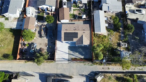 $2,100 | 1081 West Rialto Avenue, San Bernardino, CA 92410